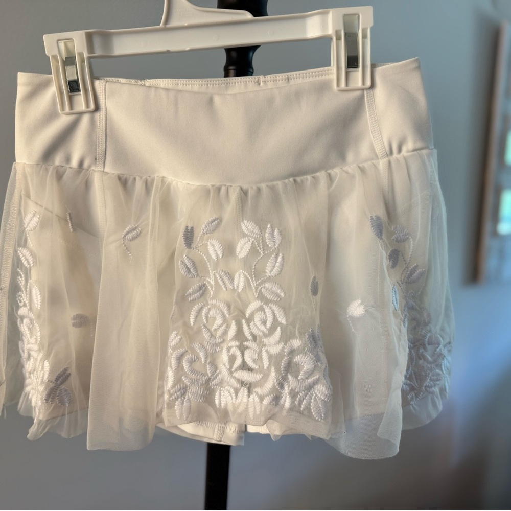 Free People White Lace High Waist Hot Shorts Sheer Skirt Size XS